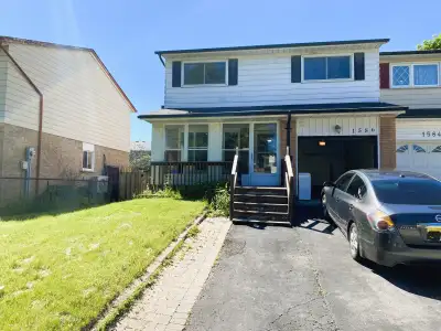 Spacious 4 bedroom, 2.5 washroom house for rent- Pickering