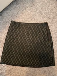 Aritzia quilted leather skirt