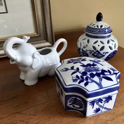 $20ea Blue White Chinoiserie Bombay Potpourri, Pier 1 Elephant.., View more