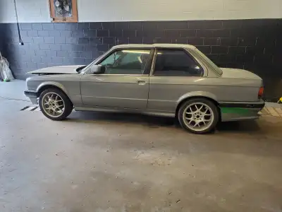1990 BMW 325 is Coupe…. Here is the Unicorn project car you have been searching for. Unfortunately,...