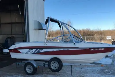 2011 Bayliner Flight 185. 18.5’ - 4.3L, tower/bimini top, swim platform. Boat and trailer are in nic...