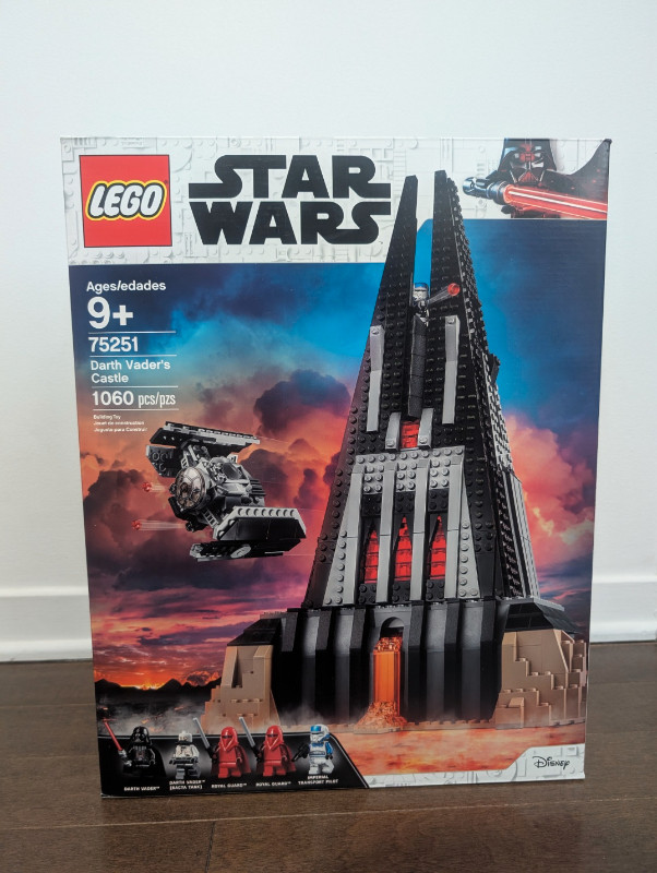 LEGO Star Wars Darth Vader's Castle 75251 dans Jouets et jeux  à Longueuil/Rive Sud
