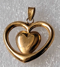 Vintage 10k Yellow Gold Double Heart Pendant 