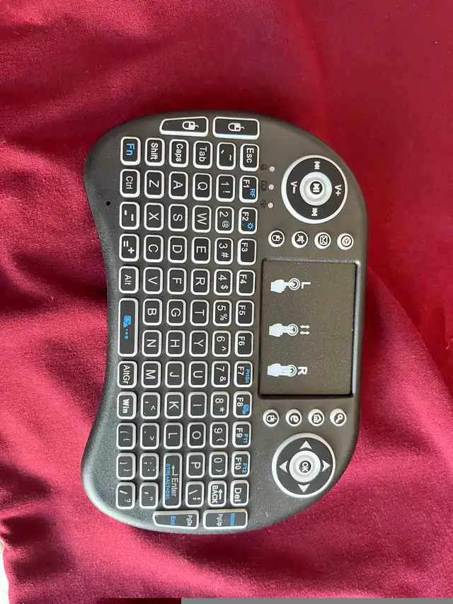 Mini keyboard  in Mice, Keyboards & Webcams in City of Montréal - Image 5