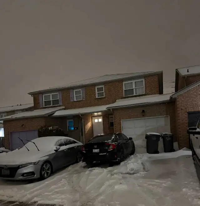Room for rent in Room Rentals & Roommates in Mississauga / Peel Region - Image 4