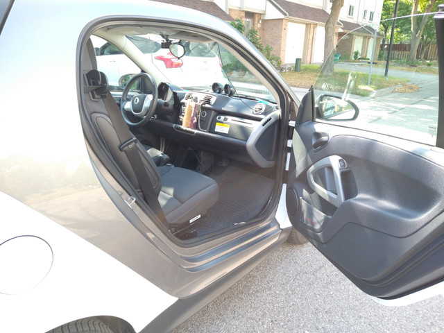 Smart Fortwo Pure 2015 - a bit less than 100,000km in Cars & Trucks in City of Toronto - Image 4