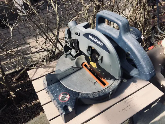 master craft compound mitre saw in Power Tools in Mississauga / Peel Region - Image 3