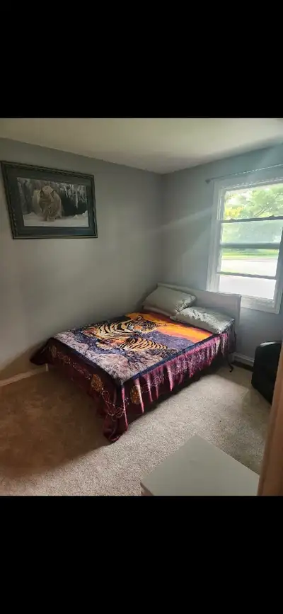 Furnished room for rent, Available May 1st. great for a student, or a full time employee, very close...