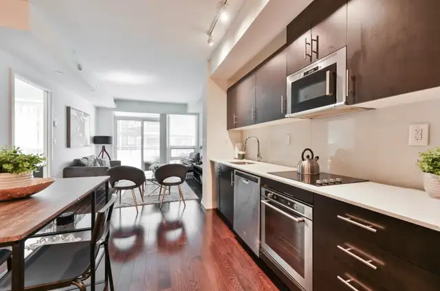 FURNISHED CONDO AVAILABLE OCTOBER 1ST.$2400. 1-6 MONTHS63860084576257123