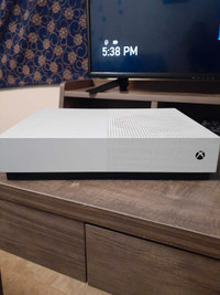 Xbox One S (All Digital Edition)