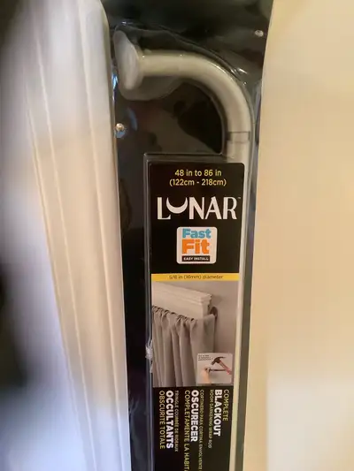 Lunar fast fit room darkening wrap rod. Silver. Easy to install. 48-86 in (122-218cm)