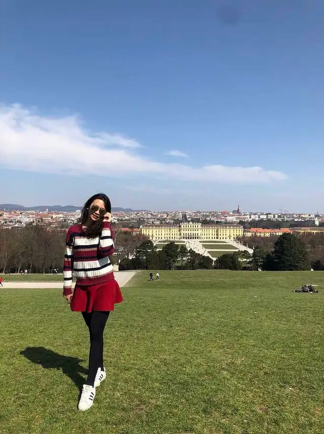Female student looking for rideshare between London and Toronto