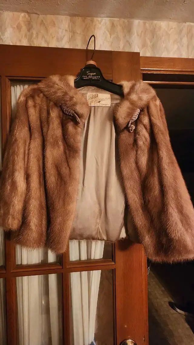 Mink Coat in Women's - Tops & Outerwear in Woodstock - Image 2
