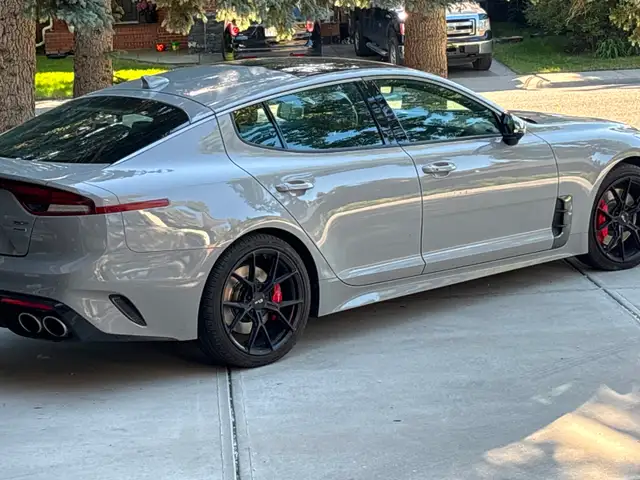 Stinger by Kia 2022 top of line GT 2 Elite