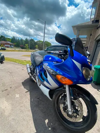 2004 Suzuki Katana 600 for sale Blue & white colour 600 cc, 110 HP. Fast bike Easy to mauevere, read...