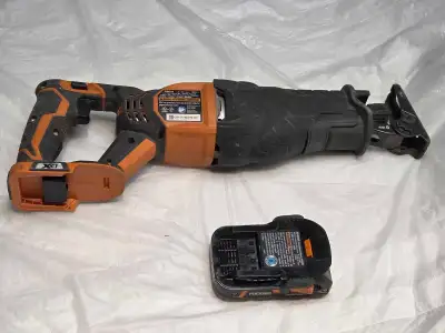 I'm offering a Ridgid 18V cordless reciprocating saw, perfect for a variety of cutting applications....