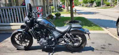 Looking to sell 2021 Honda Rebel DCT 1100 motor. 2300km. Needs a new battery other than that its in...