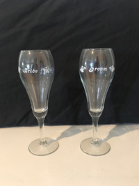 Bride & Groom champagne flutes - Flûtés à champagne 
