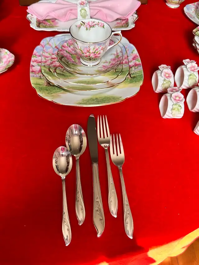 244 pieces dinnerware & silver flatware set. Blossom Time  in Kitchen & Dining Wares in City of Toronto - Image 11