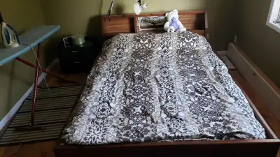 Queen size waterbed for sale, View more