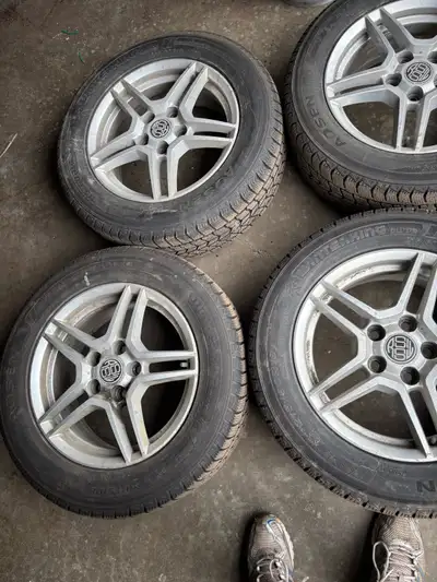 I'm selling a set of alloy wheels with 225/60/16 Winterking winter tires that have only been used fo...