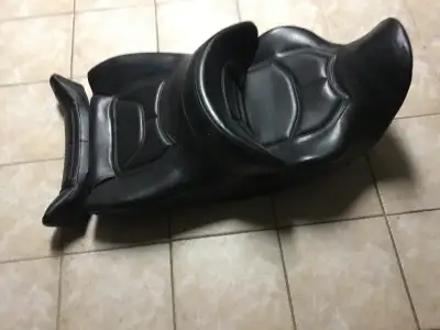 Removed when bike was new and replaced with a aftermarket seat. Will fit all 5th generation Gold win...