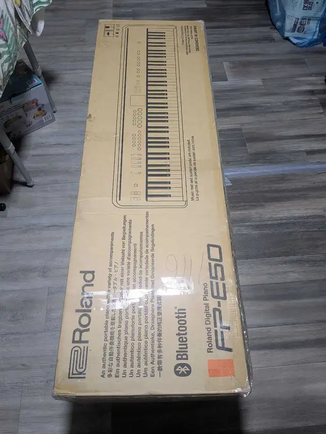 Roland FP-E50 88-Key Digital Piano in Pianos & Keyboards in City of Toronto - Image 6