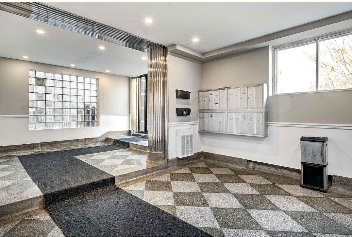 4100 Chem. de la Côte-Sainte-Catherine — photo 1