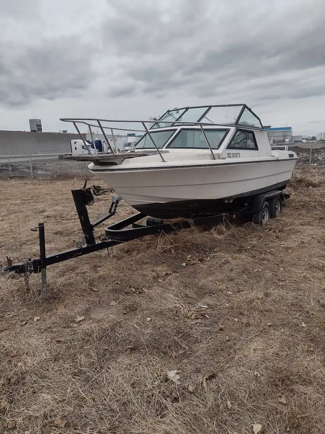 Bateau à vendre in Powerboats & Motorboats in Laval / North Shore - Image 3