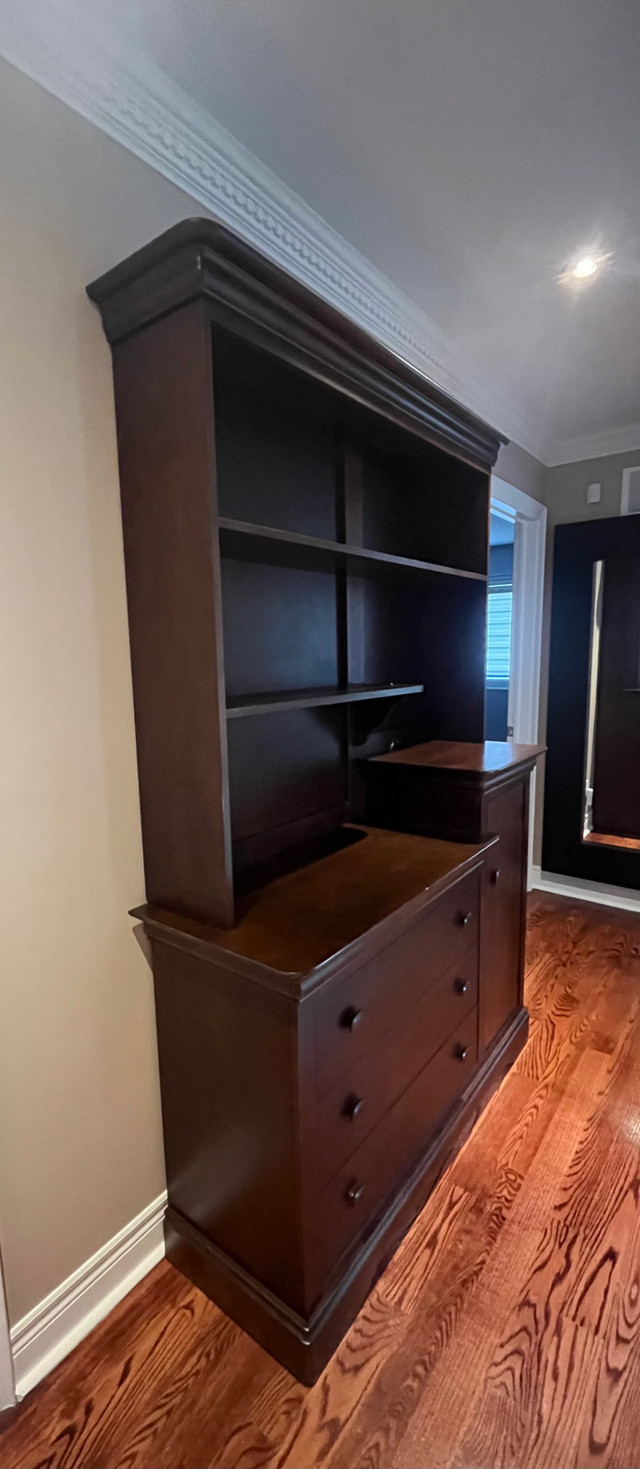 Bedroom Furniture Set in Multi-item in City of Toronto - Image 3