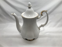 Perfect Condition Royal Albert Val D'or Coffee Pot Teapot