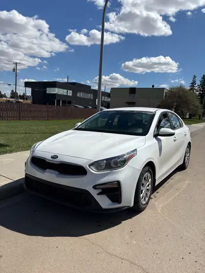 2021 Kia Forte Manuel transmission for sale , no mechanical issues, runs and drives excellent, very...