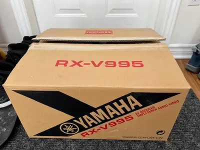 Selling my Yamaha RX-V995 500 watt 2 zone 5.1 Home Theater Receiver, it is in excellent condition an...