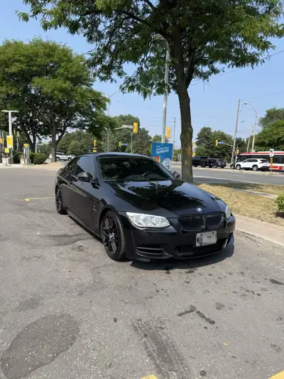 This car is a collectors dream, and it needs no introduction. The 335is is one of the rarest (only 7...