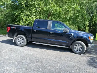Safetied - No issues 2021 Antimatter blue. New front and rear brakes. 150000 kil well cared for. Nev...