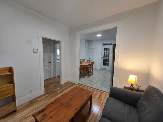 Plateau Spacious 5 and half for rent, furnished in Long Term Rentals in City of Montréal - Image 4