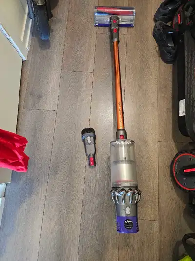 Dyson Cyclone V10 Absolute, View more