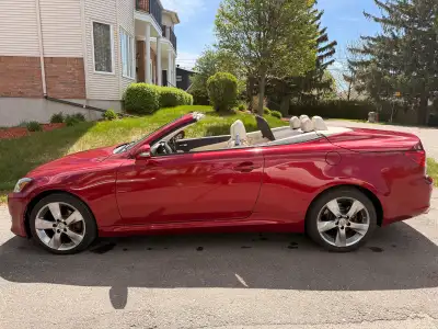 Lexus IS250C décapotable 2011 — Très propre — Jamais roulée l’hiver - En excellente condition 177 00...