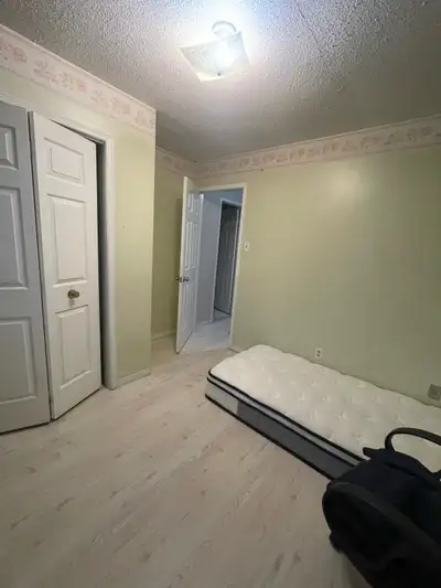 Private room available for rent Immediately