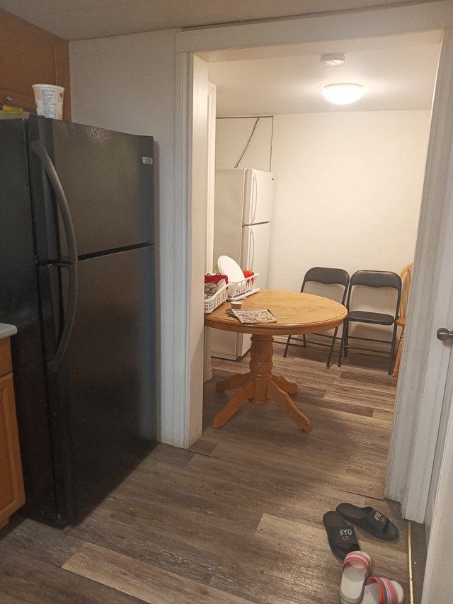 Room for rent for a girl  in Room Rentals & Roommates in Peterborough - Image 4