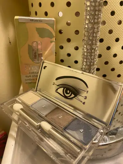 Clinique eyeshadow quad, View more