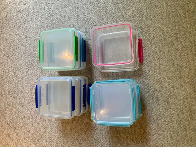 Food containers