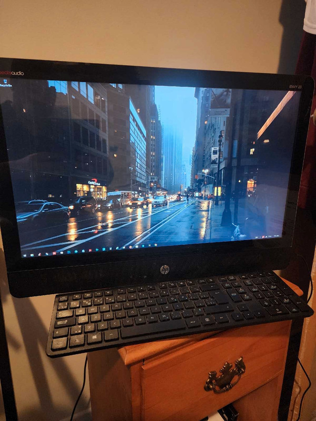 All in one HP Touchscreen core i7 in Desktop Computers in Bedford - Image 3