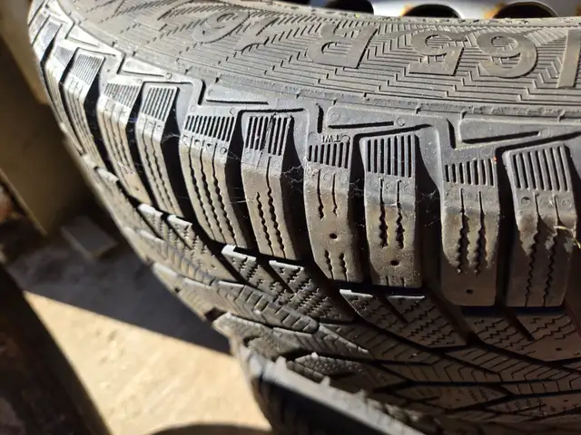 Winter Tires on rims - 215/65R16 XL in Tires & Rims in Oakville / Halton Region - Image 5