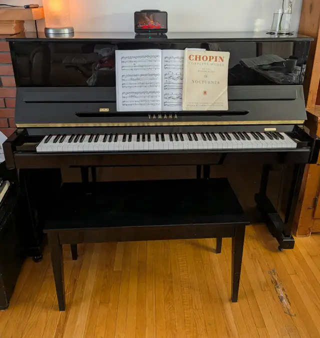 Piano Yamaha T118 in Pianos & Keyboards in City of Montréal - Image 2