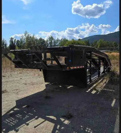 2000 Sun Valley 7-Car Hauler Trailer – $28,700 2000 Sun Valley 7-car trailer in very good condition...