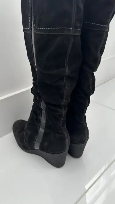 Women’s boots size 8 bottes femmes, View more
