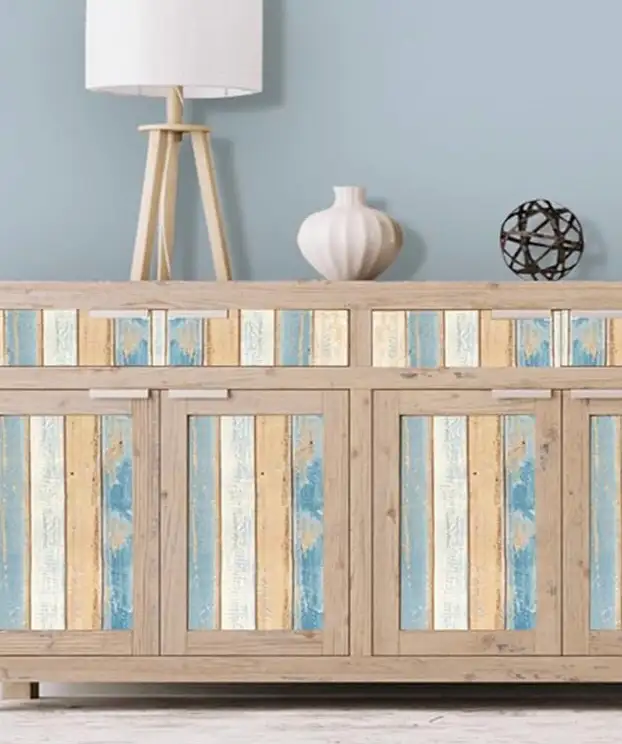 Vintage style peel & stick wallpaper rolls, 2 patterns in Home Décor & Accents in Hamilton - Image 7