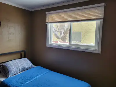 200 week 750 month includes utilities and wifi … looking for a quiet clean respectful sane person .....