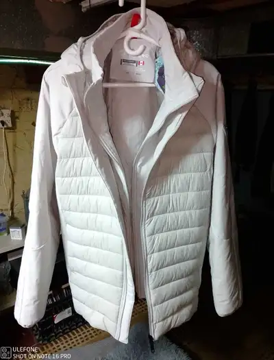 BNWT MENS POINT ZERO WINTER JACKET Size XL Off white in color with hood